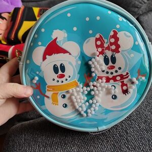 Loungefly Snowman Mickey & Minnie crossbody Bag